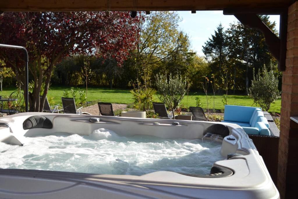 Treetops Cottages & Spa غريمسبي المظهر الخارجي الصورة