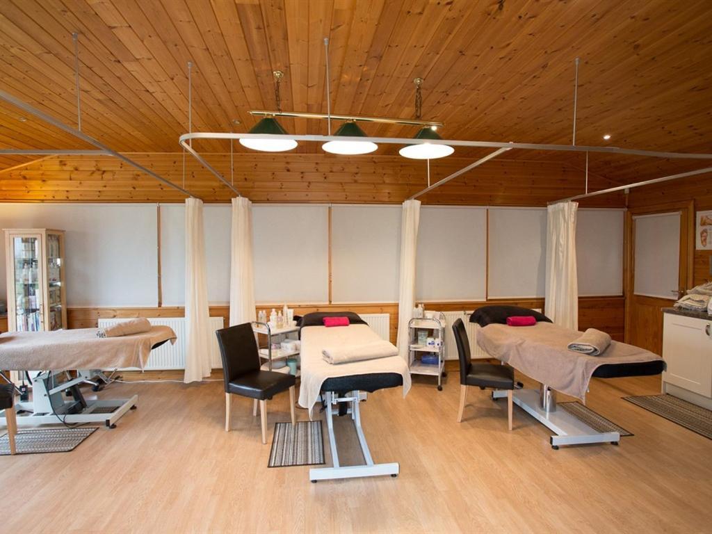 Treetops Cottages & Spa غريمسبي المظهر الخارجي الصورة