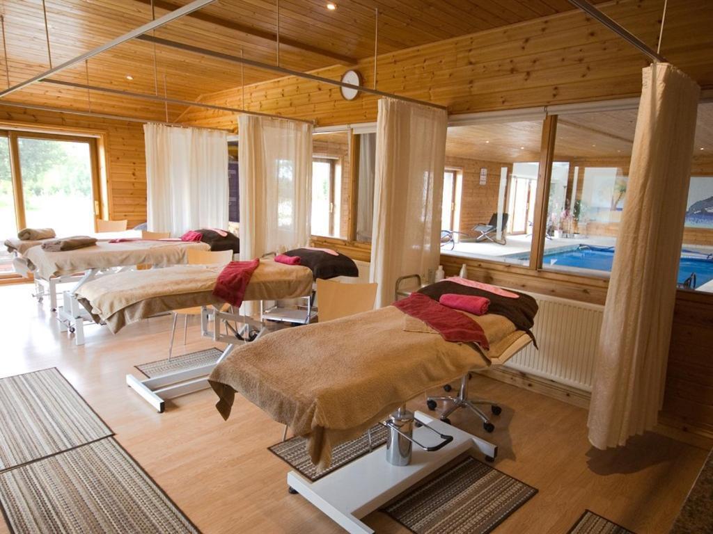Treetops Cottages & Spa غريمسبي المظهر الخارجي الصورة